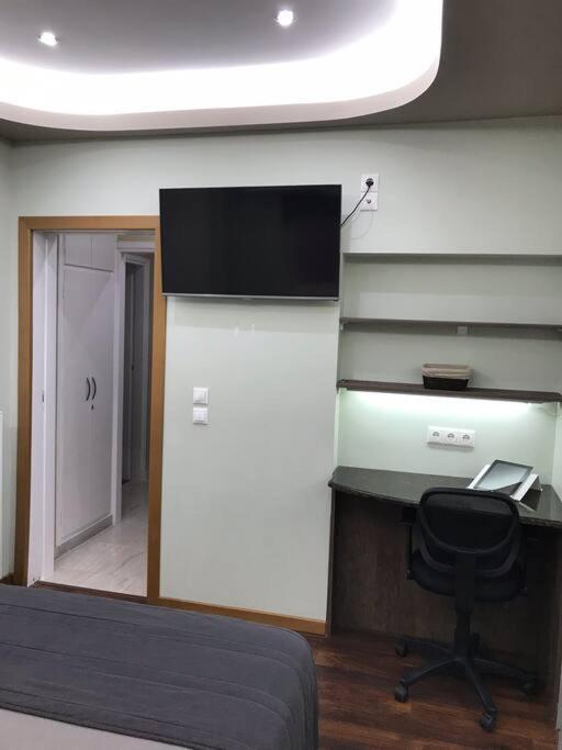 Finer Things Flisvos Beach Condo In Palaio Faliro Athens Exterior photo